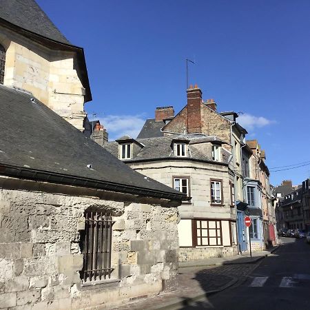 Appartement Medicis Avec Garage Honfleur Eksteriør bilde