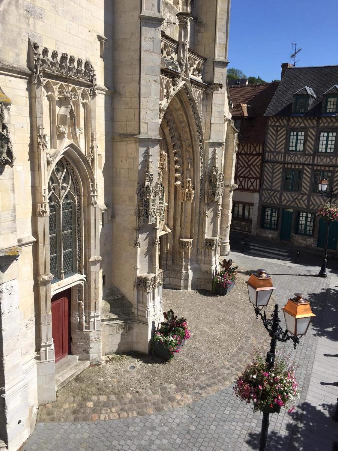 Appartement Medicis Avec Garage Honfleur Eksteriør bilde