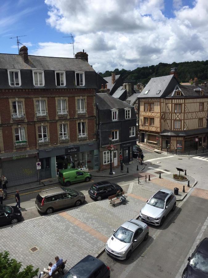 Appartement Medicis Avec Garage Honfleur Eksteriør bilde